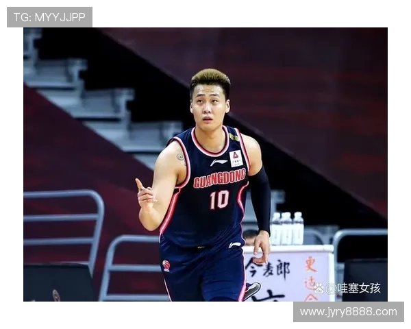 进攻乏力替补表现平平三分球命中率低迷仅得三分助攻却有贡献